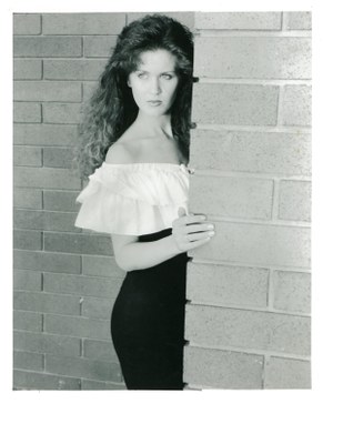model brunette brick pillar skirt 1991